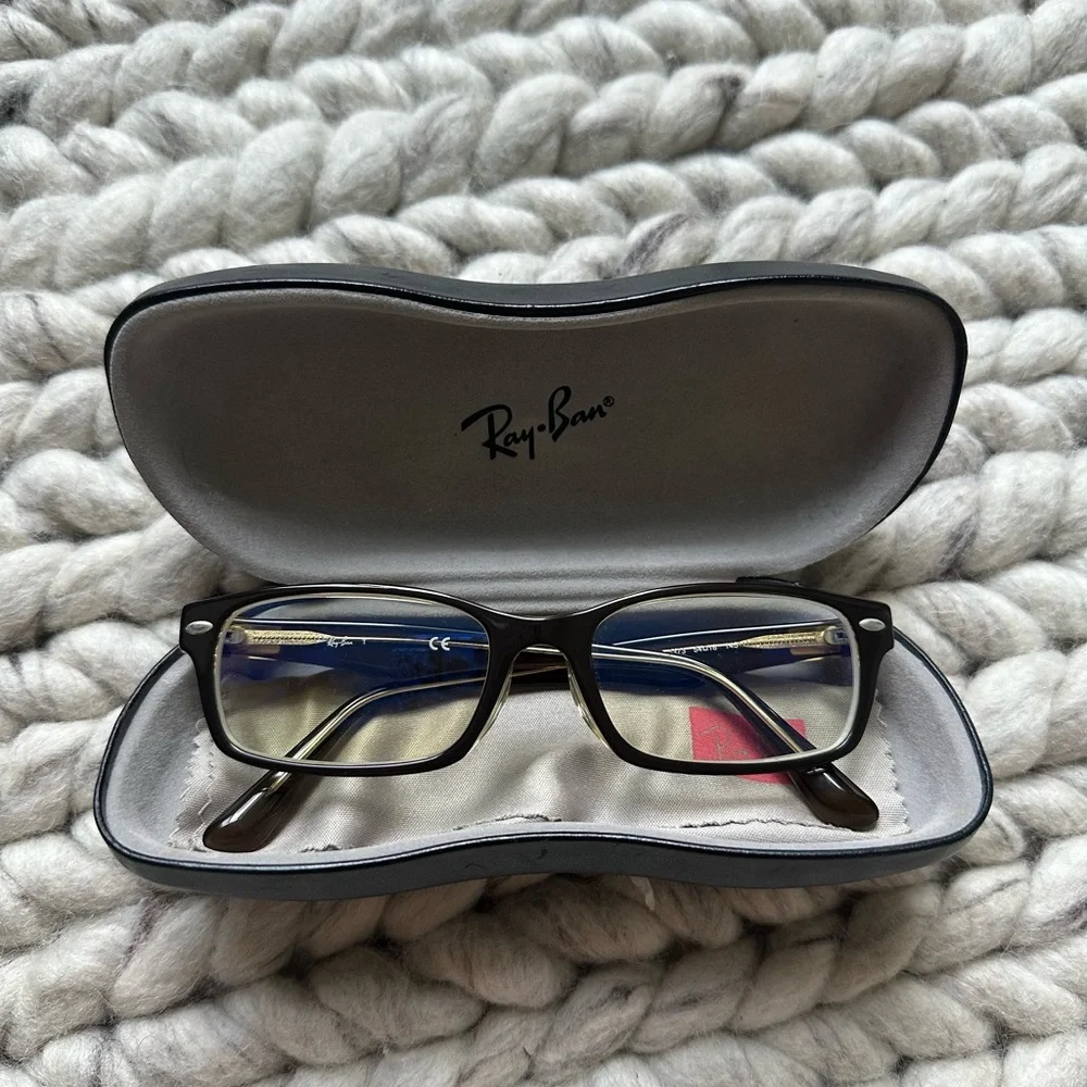 Ray Ban tortoise shell colour rectangle frames - Picture 1 of 9